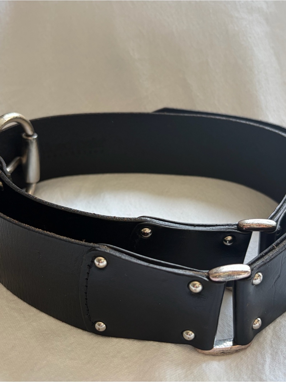 Vintage Linea Paul LP Collections Black Leather 3-Buckle Statement Belt.